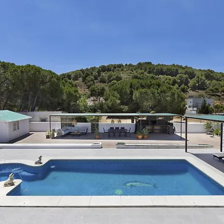 Casa Pinos De Picasso